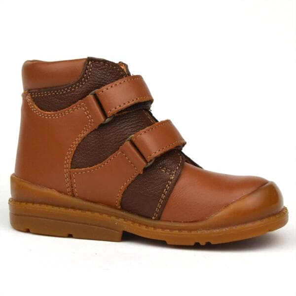 F90 fiús bakancs barna színben - sötétbarna betéttel - belső oldalról