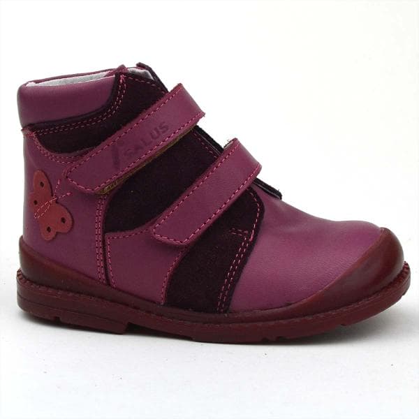 F90 Salus cipő bordó színben, kislányoknak, pillangóval az oldalán F90 Salus cipő bordó színben, kislányoknak, pillangóval az oldalán