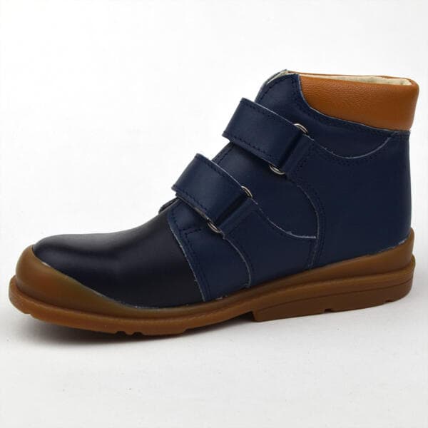 F90 fiús Salus supinált bakancs kék- fekete színben - belső oldalról