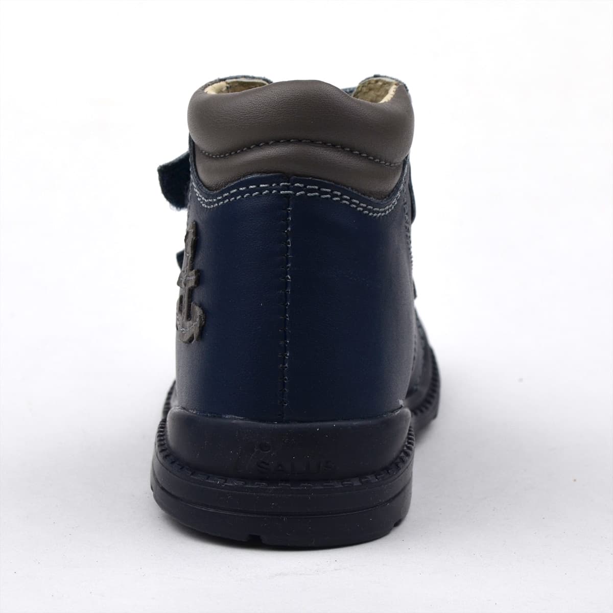 Flo-810 fiú zárt cipő - kék színben, vasmacskával hátulról