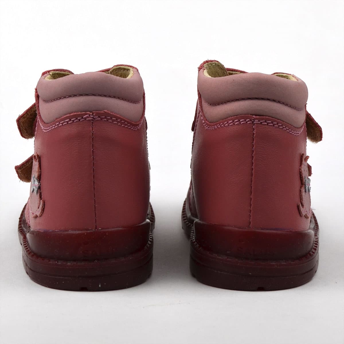 Rózsaszín Flo-810 kislánybakancs párban hátulról