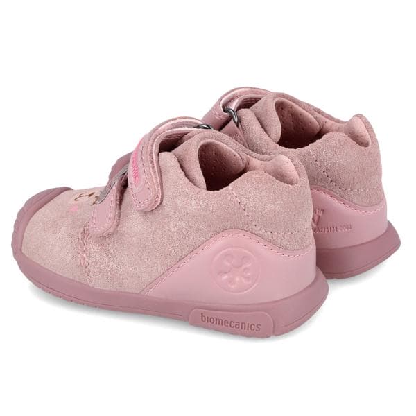 Biomecanics kislány babacipő 241107-B777 - rózsaszínű, hátulról - párban Biomecanics kislány babacipő 241107-B777 - rózsaszínű, hátulról - párban