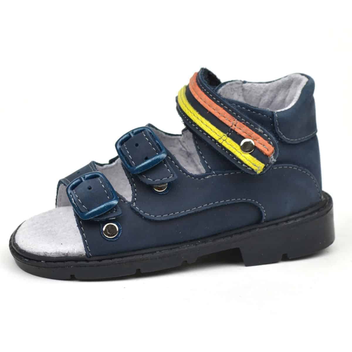 SZ4 fiúszandál sötétkék , színes csíkokkal a tépőzáron