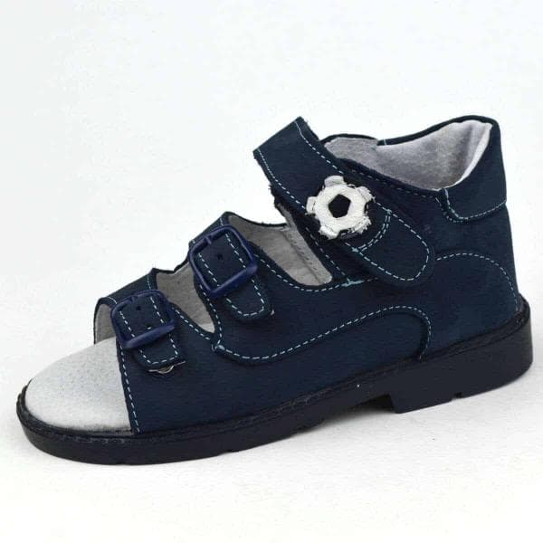 SZ4 fiúszandál sötétkék , focilabdával a tépőzáron SZ4 fiúszandál sötétkék , focilabdával a tépőzáron