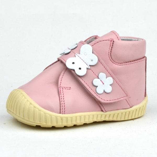 Z13 Maus barack színű tépőzáras első lépés cipő pillangóval és kis virággal Z13 Maus barack színű tépőzáras első lépés cipő pillangóval és kis virággal