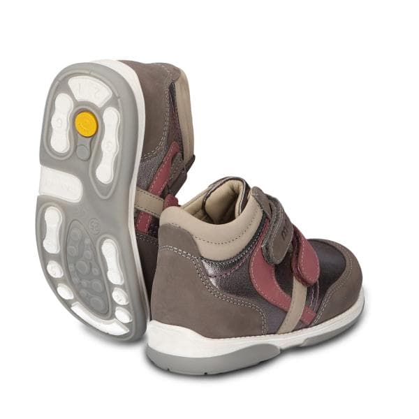 Gabi kislánycipő - párban, hátulról Gabi kislánycipő - párban, hátulról