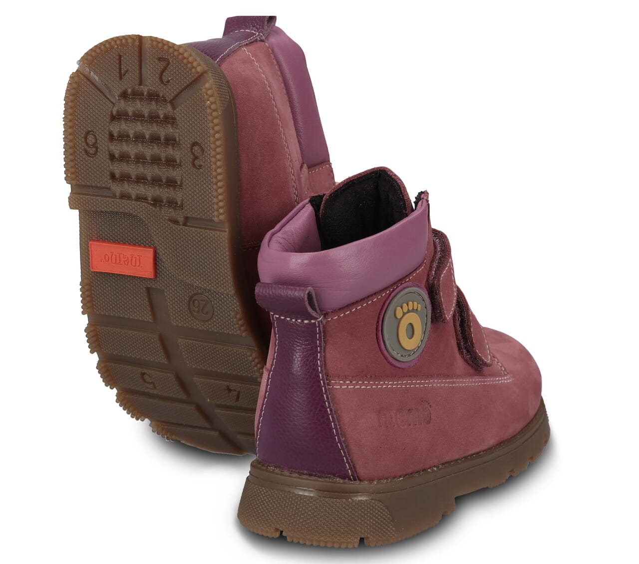 Malmo rózsaszín kislánybakancs párban, hátulról Malmo rózsaszín kislánybakancs párban, hátulról